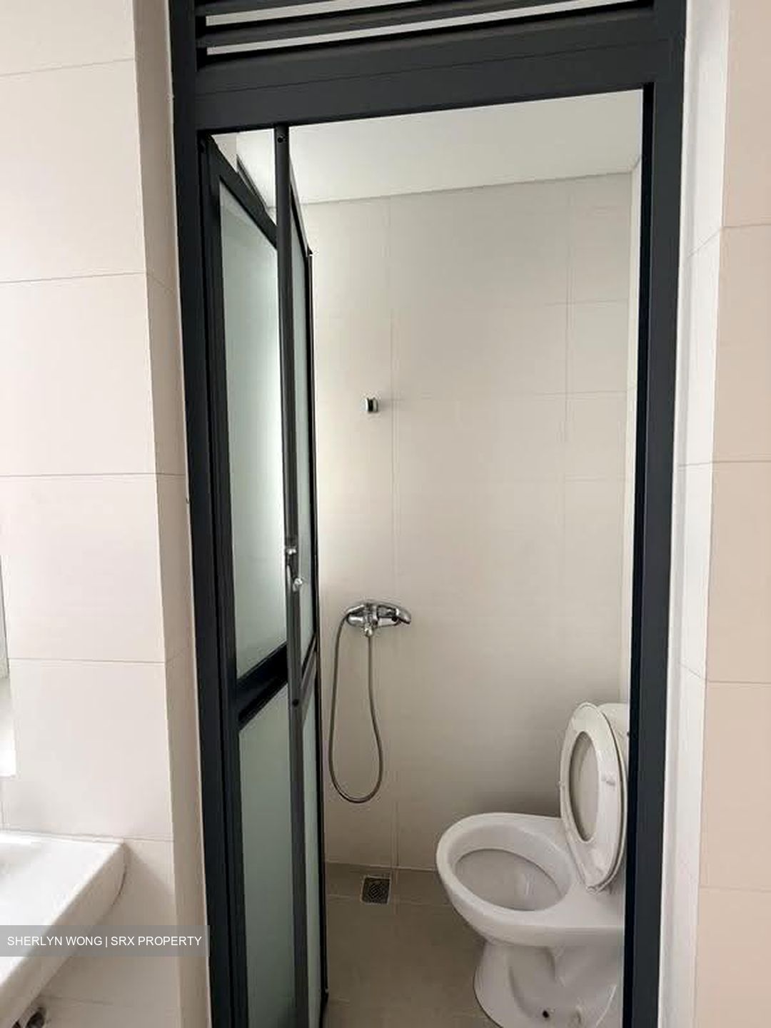 Lloyd Court (D9), Apartment #637321761
